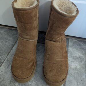 Cozy Tan Shearling Boots